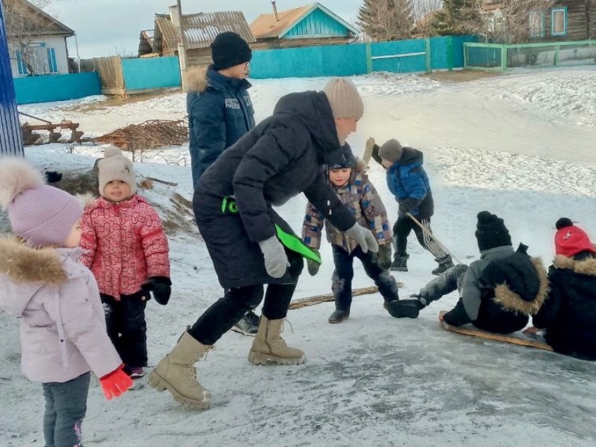 Новогодние праздники завершились, а зимние забавы продолжаются!